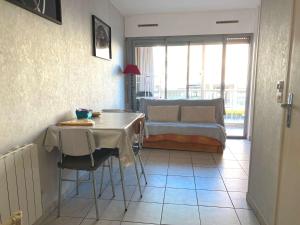 Appartement Balaruc-les-Bains, 1 pièce, 2 personnes - FR-1-553-157