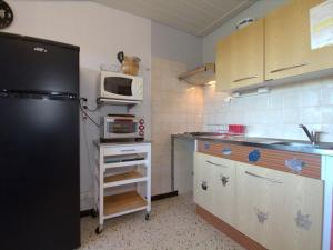 Appartement Balaruc-les-Bains, 1 pièce, 2 personnes - FR-1-553-176