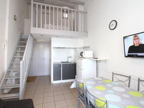 Appartement Balaruc-les-Bains, 1 pièce, 2 personnes - FR-1-553-210