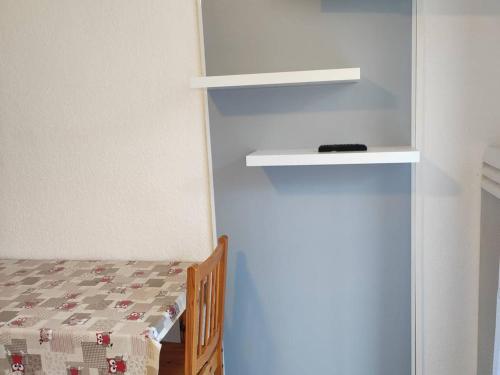 Appartement Balaruc-les-Bains, 1 pièce, 2 personnes - FR-1-571-54