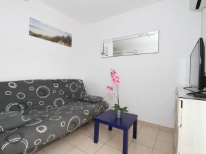 Appartement Balaruc-les-Bains, 1 pièce, 4 personnes - FR-1-553-43