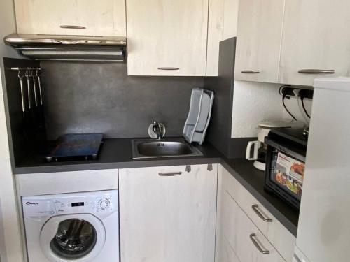 Appartement Balaruc-les-Bains, 1 pièce, 4 personnes - FR-1-571-34