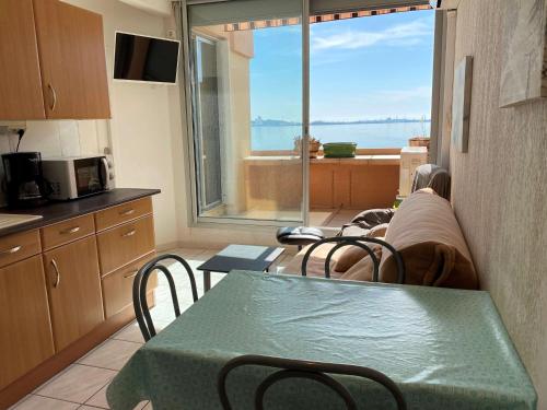 Appartement Balaruc-les-Bains, 2 pièces, 2 personnes - FR-1-553-119