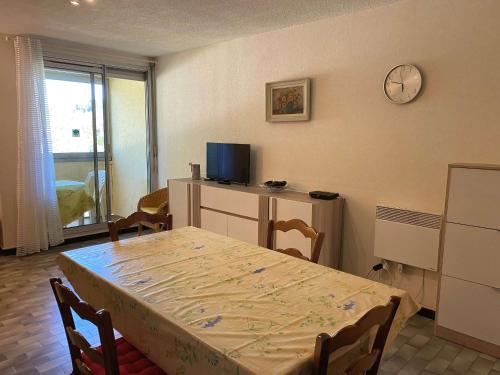 Appartement Balaruc-les-Bains, 2 pièces, 2 personnes - FR-1-553-14