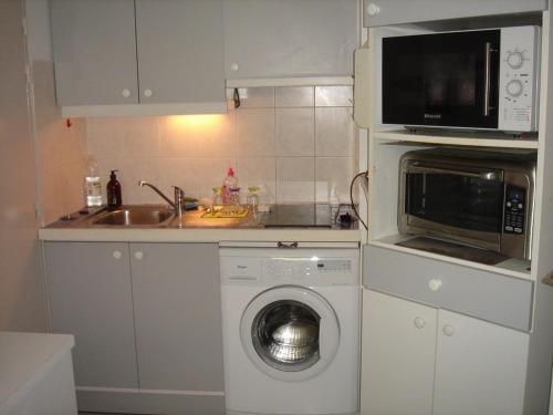 Appartement Balaruc-les-Bains, 2 pièces, 2 personnes - FR-1-680-12