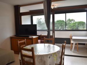 Appartement Balaruc-les-Bains, 2 pièces, 4 personnes - FR-1-503-139