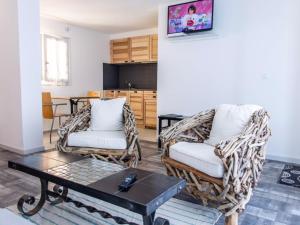 Appartement Balaruc-les-Bains, 2 pièces, 4 personnes - FR-1-503-143