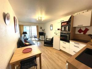 Appartement Balaruc-les-Bains, 2 pièces, 4 personnes - FR-1-503-165