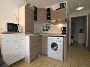 Appartement Balaruc-les-Bains, 2 pièces, 4 personnes - FR-1-553-62
