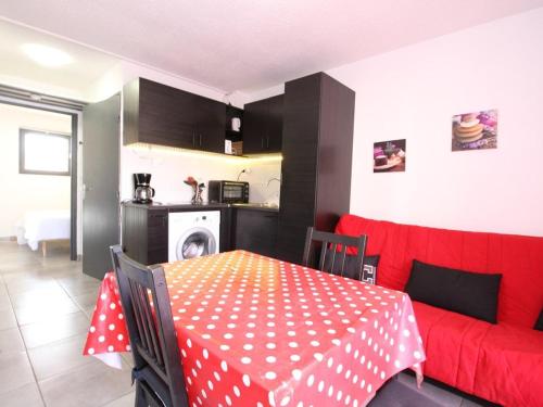 Appartement Balaruc-les-Bains, 2 pièces, 4 personnes - FR-1-553-91