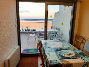Appartement Balaruc-les-Bains, 2 pièces, 6 personnes - FR-1-503-142