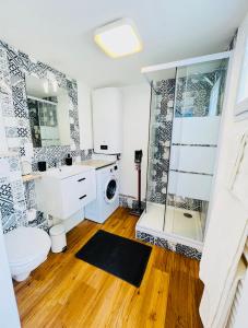 Appartement + balcon vue mer plein sud