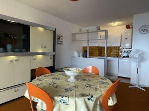 Appartement Appartement Banyuls-sur-Mer, 1 pièce, 3 personnes - FR-1-225C-104 BATIMENT B - APPARTEMENT 65 - 1ER ETAGE 8 AVENUE LACAZE DUTHIERS 66650 Banyuls-sur-Mer Languedoc-Roussillon