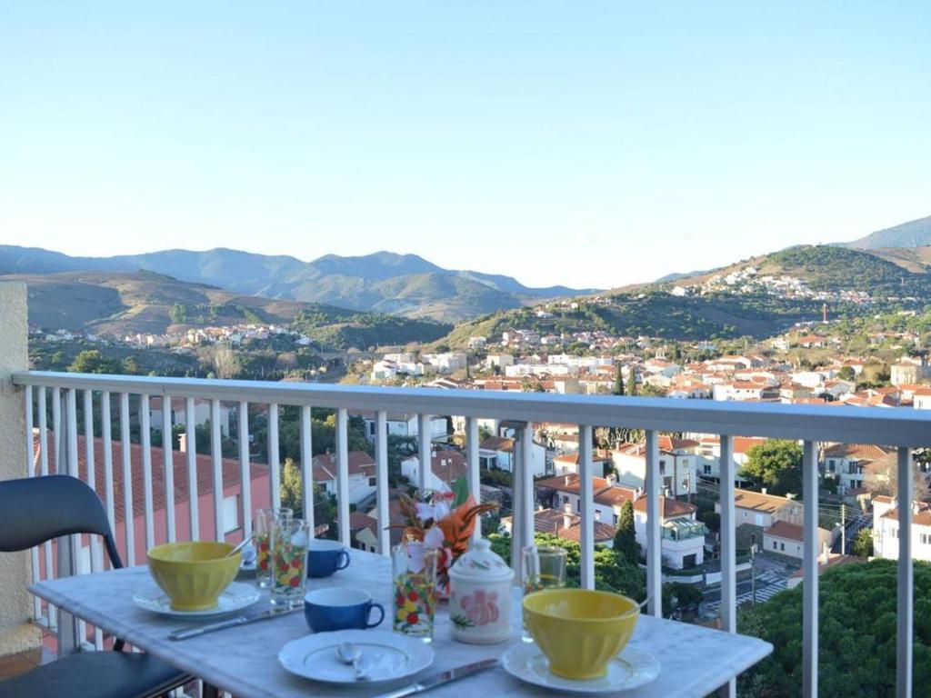 Appartement Banyuls-sur-Mer, 1 pièce, 4 personnes - FR-1-225C-533 Appartement NÂ°117 - Bat C - 4Eme Etage - 8 Avenue Lacaze Duthiers -, 66650 Banyuls-sur-Mer