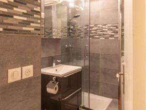 Appartement Beausoleil, 2 pièces, 2 personnes - FR-1-711-4