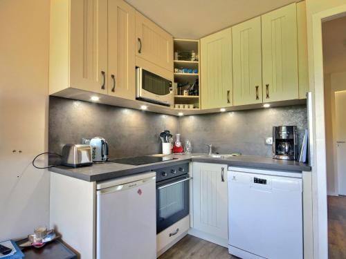 Appartement Belle Plagne, 2 pièces, 4 personnes - FR-1-455-1