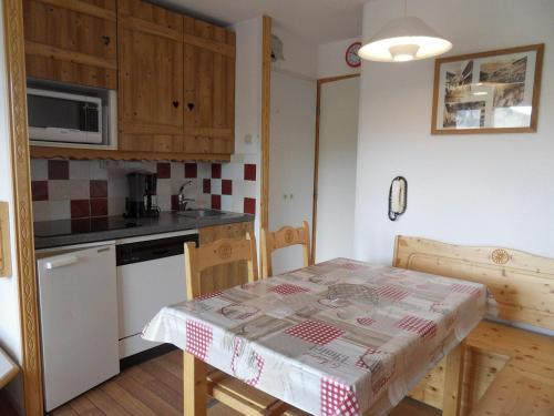 Appartement Belle Plagne, 2 pièces, 5 personnes - FR-1-181-2149