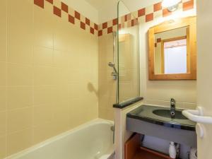 Appartement Belle Plagne, 2 pièces, 5 personnes - FR-1-181-2427