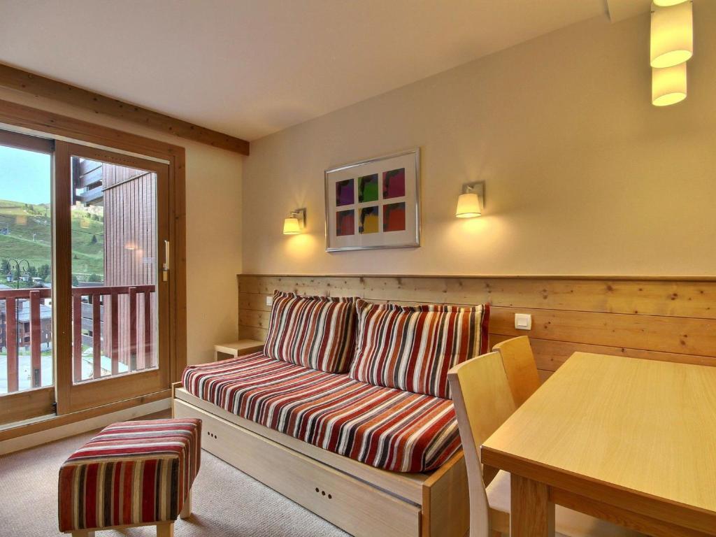 Appartement Belle Plagne, 2 pièces, 5 personnes - FR-1-455-190 Résidence Gémeaux, 73210 La Plagne Tarentaise