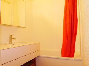 Appartement Bellentre, 3 pièces, 6 personnes - FR-1-329-31