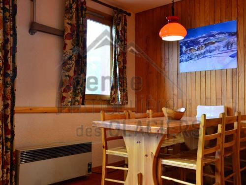 Appartement Bellentre, 3 pièces, 8 personnes - FR-1-329-9