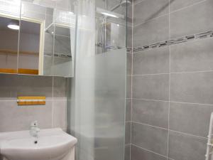 Appartement Bernex, 2 pièces, 6 personnes - FR-1-498-33