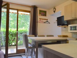 Appartement Bernex, 2 pièces, 6 personnes - FR-1-498-33