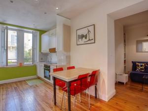 Appartement Biarritz, 2 pièces, 4 personnes - FR-1-3-409