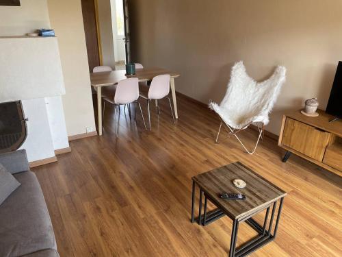 Appartement Bolquère, 2 pièces, 4 personnes - FR-1-592-51