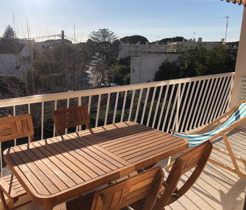 Appartement bord de mer avec terrasse