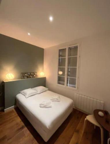 APPARTEMENT BORDEAUX HYPERCENTRE - SELF CHECKING - 2 CHAMBRES