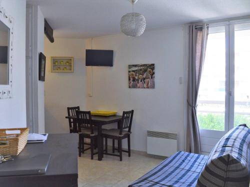 Appartement Bormes-les-Mimosas, 1 pièce, 3 personnes - FR-1-251-393