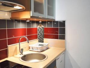Appartement Bormes-les-Mimosas, 1 pièce, 3 personnes - FR-1-251-393