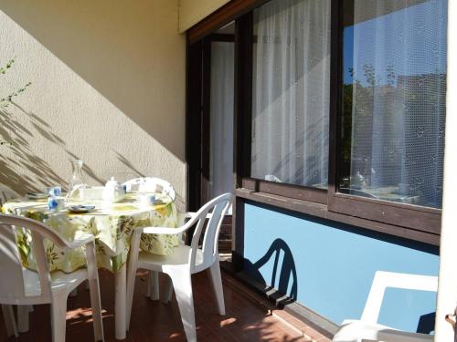 Appartement Bormes-les-Mimosas, 1 pièce, 4 personnes - FR-1-251-394