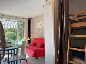 Appartement Bormes-les-Mimosas, 1 pièce, 4 personnes - FR-1-251-427