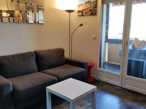 Appartement Bormes-les-Mimosas, 2 pièces, 3 personnes - FR-1-677-13