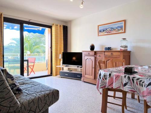 Appartement Bormes-les-Mimosas, 2 pièces, 4 personnes - FR-1-251-462