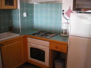 Appartement Bormes-les-Mimosas, 2 pièces, 4 personnes - FR-1-308-51
