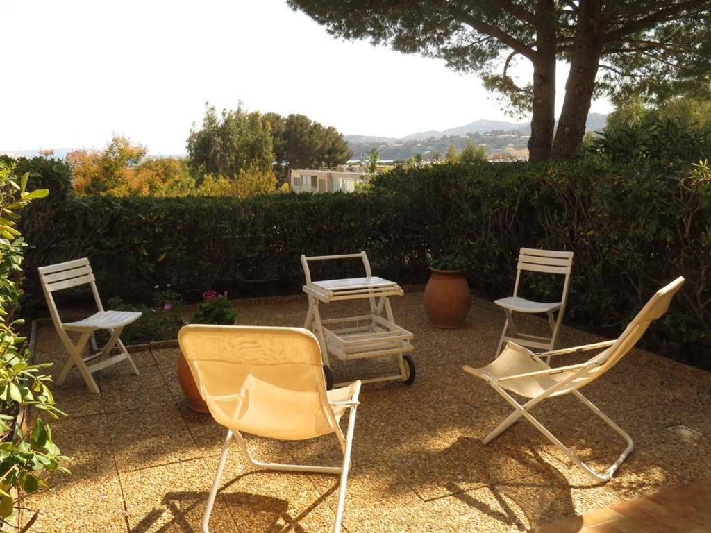 Appartement Bormes-les-Mimosas, 2 pièces, 4 personnes - FR-1-610-20 F00447 Albatros RDJ n°5 1354 Corniche des Iles d'Or, 83230 Bormes-les-Mimosas