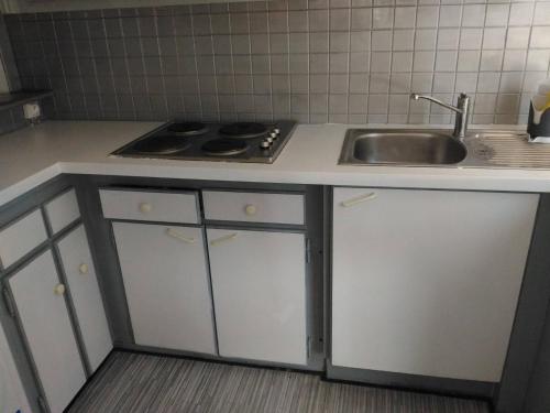 Appartement Bormes-les-Mimosas, 3 pièces, 6 personnes - FR-1-308-48