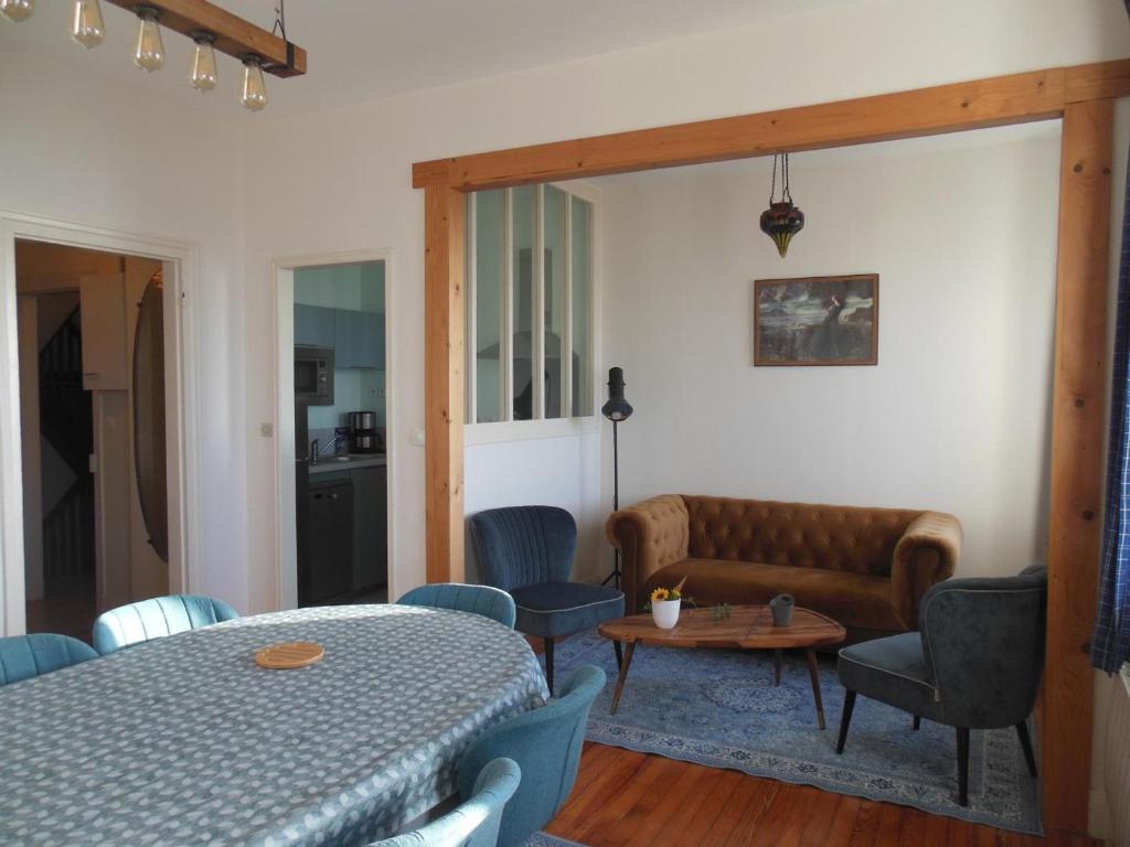 Appartement Boulogne-sur-Mer, 4 pièces, 8 personnes - FR-1-376-113 202, boulevard Sainte Beuve, 62200 Boulogne-sur-Mer