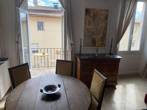 Appartement Bourgeois Exceptionnel au centre ville
