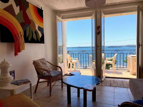 Appartement Bouzigues, 2 pièces, 2 personnes - FR-1-604-33