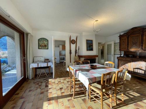 Appartement Briançon, 3 pièces, 6 personnes - FR-1-330C-124