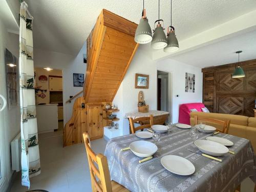 Appartement Briançon, 3 pièces, 6 personnes - FR-1-330C-30