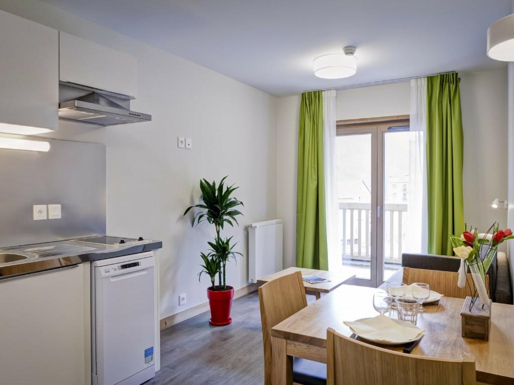 Appartement Brides-les-Bains, 2 pièces, 4 personnes - FR-1-512-26 Avenue Greyffier de Bellecombe, 73570 Brides-les-Bains