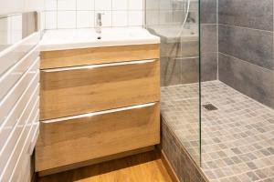 Appartement cœur de ville - Au calme - WiFi - Four, Lave-sèche Linge