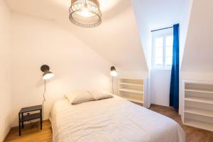 Appartement cœur de ville - Au calme - WiFi - Four, Lave-sèche Linge