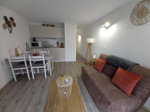 Appartement Cabine St-Lary-Soulan, Calme, Entièrement Rénové