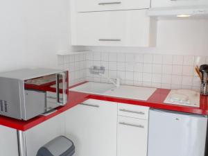 Appartement Appartement Cabourg, 2 pièces, 4 personnes - FR-1-487-168 13 avenue de la divette Résidence Le Sporting Bâtiment 6 14390 Cabourg Normandie